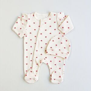 Dreamline Baby Organic Cotton Romper & Hat Set hearts